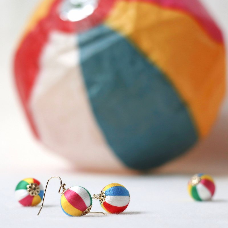 Paper balloon　cotton ball  earring - Earrings & Clip-ons - Cotton & Hemp Multicolor