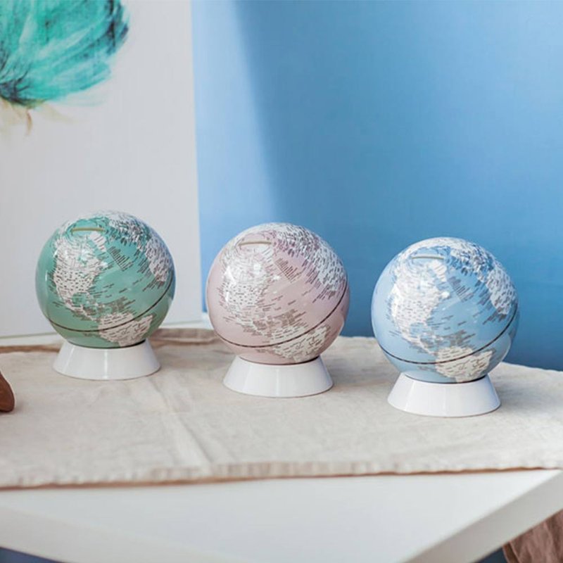 Skyglobe 5" Iron Base Piggy Bank Globe (English Version) / Total 3 Colors - กระปุกออมสิน - พลาสติก หลากหลายสี