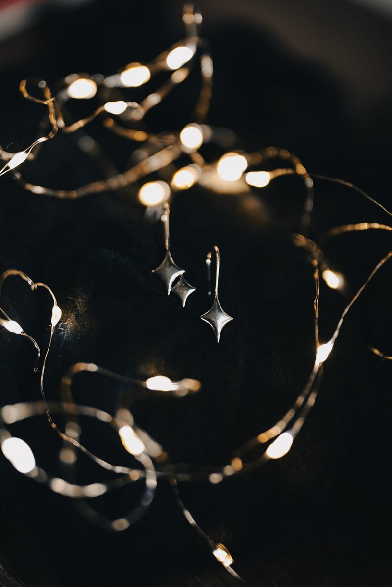 スターリングシルバー スタードロップピアス - ピアス・イヤリング - スターリングシルバー シルバー