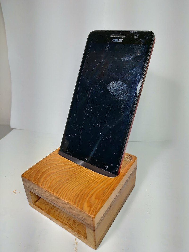 Taiwan cypress mobile phone amplifier base and pen holder can be used as business card holder (small) curved surface K - Card Stands - Wood 