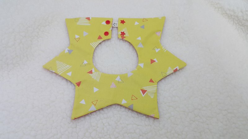 Small triangle star pocket / baby bib / saliva towel - ผ้ากันเปื้อน - ผ้าฝ้าย/ผ้าลินิน สีเหลือง