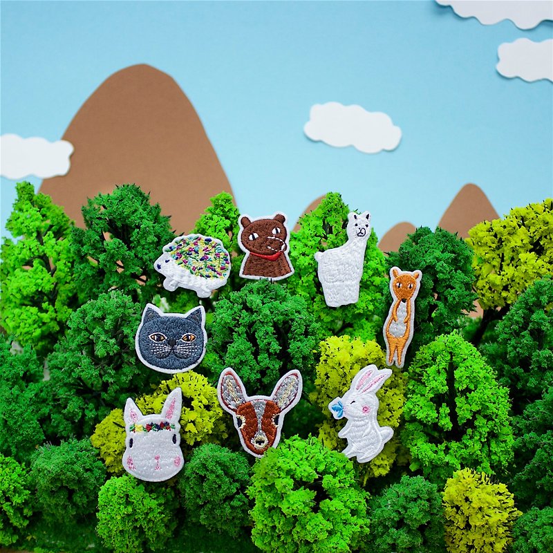 The Playing Forest Embroidery Pins / Small Size - Brooches - Thread Multicolor