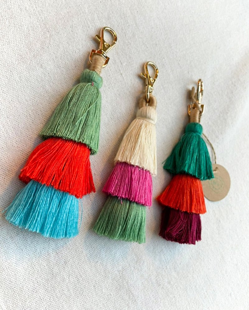 手編流蘇鑰匙圈 3段流蘇 3色可選 手機吊飾 包包裝飾 - 鑰匙圈/鑰匙包 - 棉．麻 