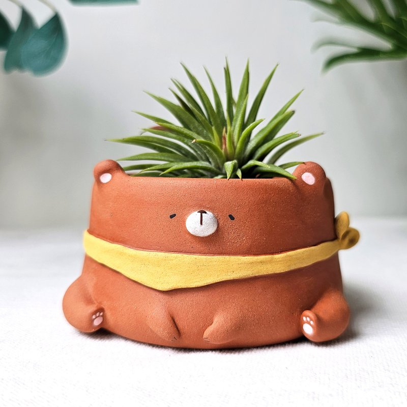 Bear with yellow scarf planter. Handmade terracotta pot. - 盆栽/植栽 - 陶 