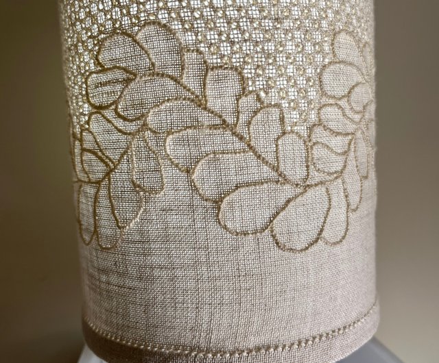 テーブルランプ 刺繍 ジャーマンシュヴァルマー 中空刺繍 リフトランプ