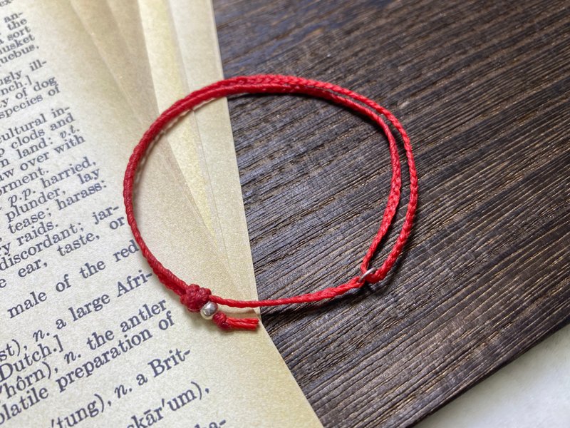 Classic Red Simple Braided Hand Rope Anklet Various Custom Made - สร้อยข้อมือ - ไฟเบอร์อื่นๆ 