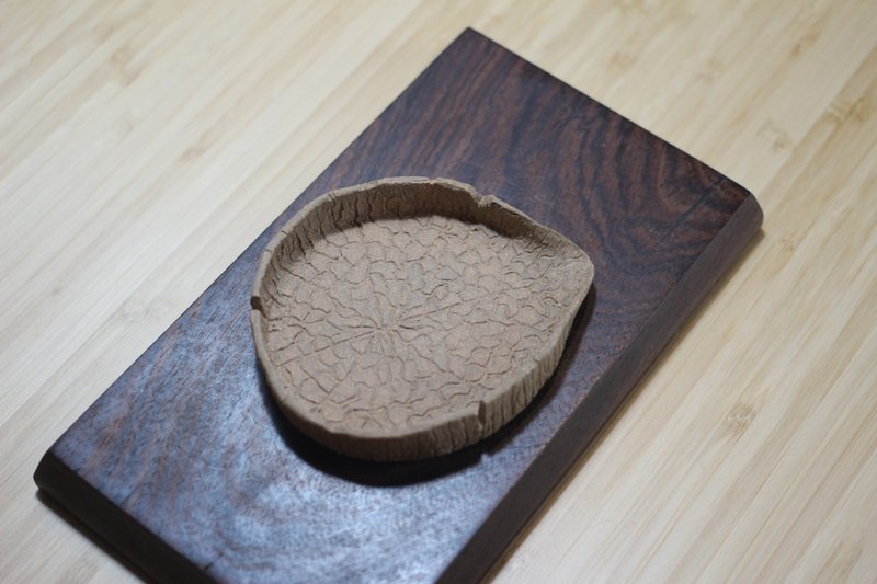 【送禮好物】10cm 夏荷 純手捏茶則 小盤 陶作家葉佳佩純手製 - 茶壺/茶杯/茶具 - 陶 