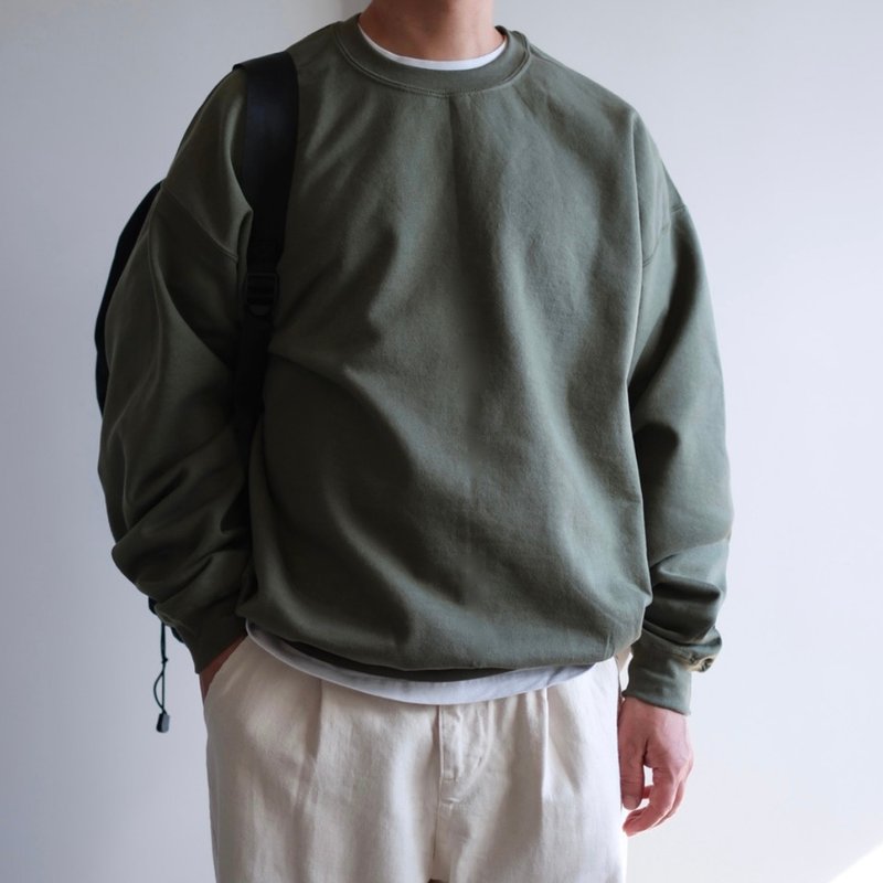 big silhouette  sweatshirt / green / plain / hand embroidery / unisex - 帽T/大學T - 棉．麻 綠色