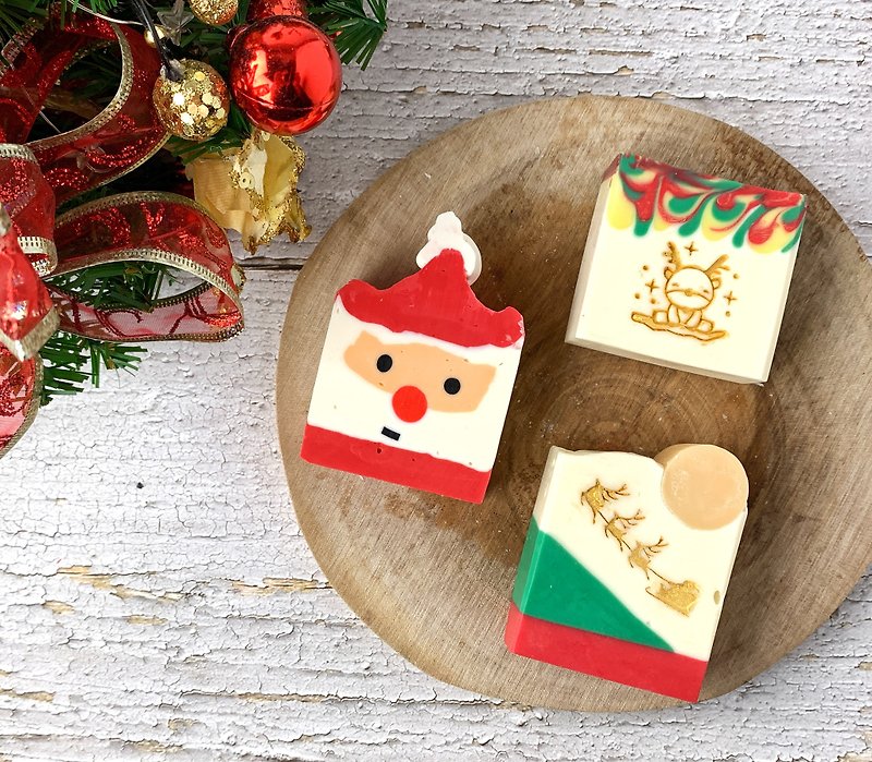 【SOAPaholic】Christmas Handmade Three Soap Gift Box - Soap - Other Materials 