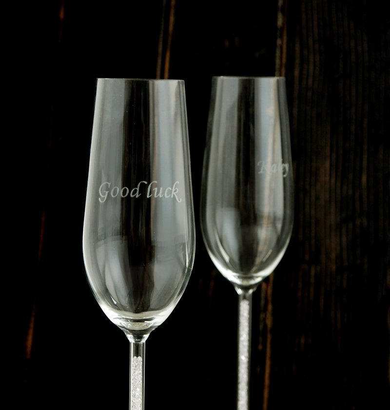 客製化/真愛99水鑽香檳杯雕刻杯/結婚/聖誕節/情人/紀念日/婚禮 - 酒杯/酒器 - 玻璃 白色