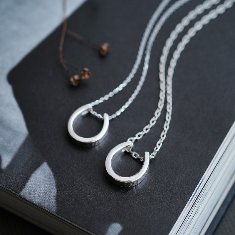 2 pieces set) Horseshoe pair necklace Silver 925 - สร้อยคอ - โลหะ สีเงิน