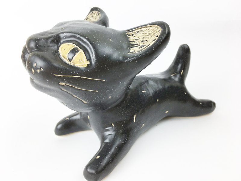 Nice Little Clay Stereo Handmade Matte Black Cat 112509 - Items for Display - Pottery Black