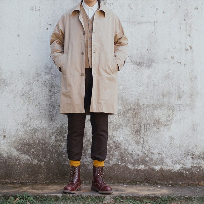 Balmacaan Overcoat 寬松落肩版型大翻領巴爾瑪肯風衣 - 男夾克/外套 - 棉．麻 卡其色
