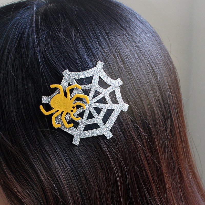 Halloween Spider hairpin - 髮圈/髮夾 - 其他材質 黑色