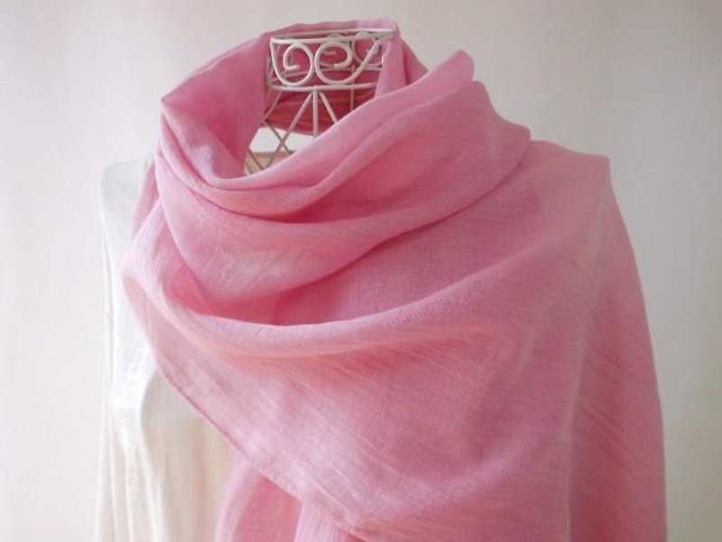 Cotton linen_1 plant dyeing · cochineal · refreshing long stall - Scarves - Cotton & Hemp Pink