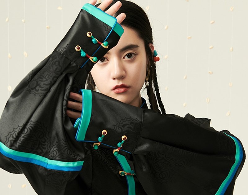 Fang Yi’s new Tibetan style improved high waist top/skirt - เสื้อผู้หญิง - วัสดุอื่นๆ สีดำ