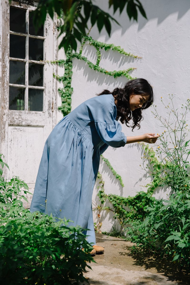 Linen Round neck puffy sleeve dress in Dusty Blue - 洋裝/連身裙 - 棉．麻 藍色