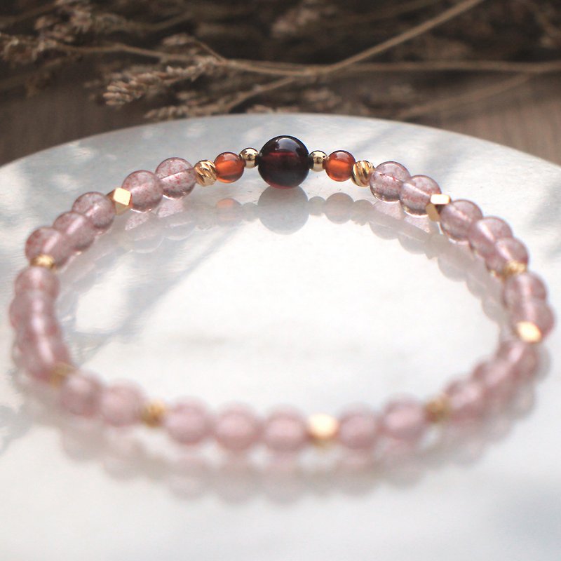 Crystal bracelet | with strawberry crystal | red Stone| good luck | soothing emotions - สร้อยข้อมือ - คริสตัล สีแดง