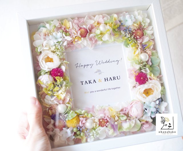 Flower photo frame with message of preserved flowers and dried flowers  ohanabako