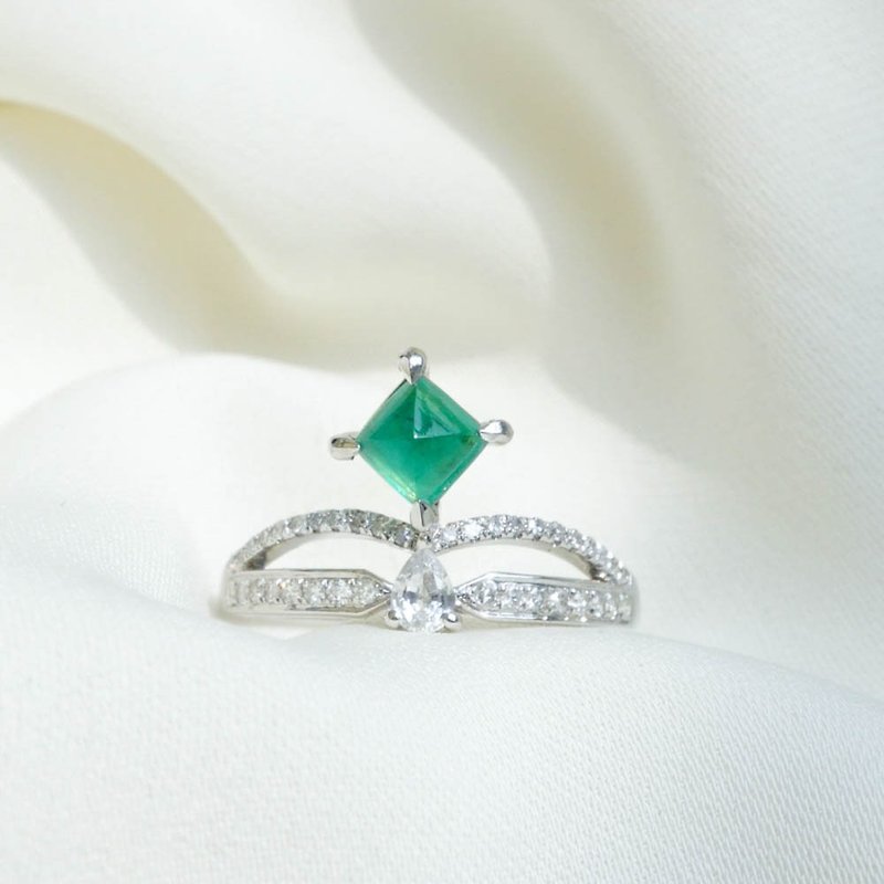 [Forest Sugar Tower] Original 18K Gold Niche Emerald Diamond Ring - แหวนทั่วไป - เครื่องเพชรพลอย สีเงิน