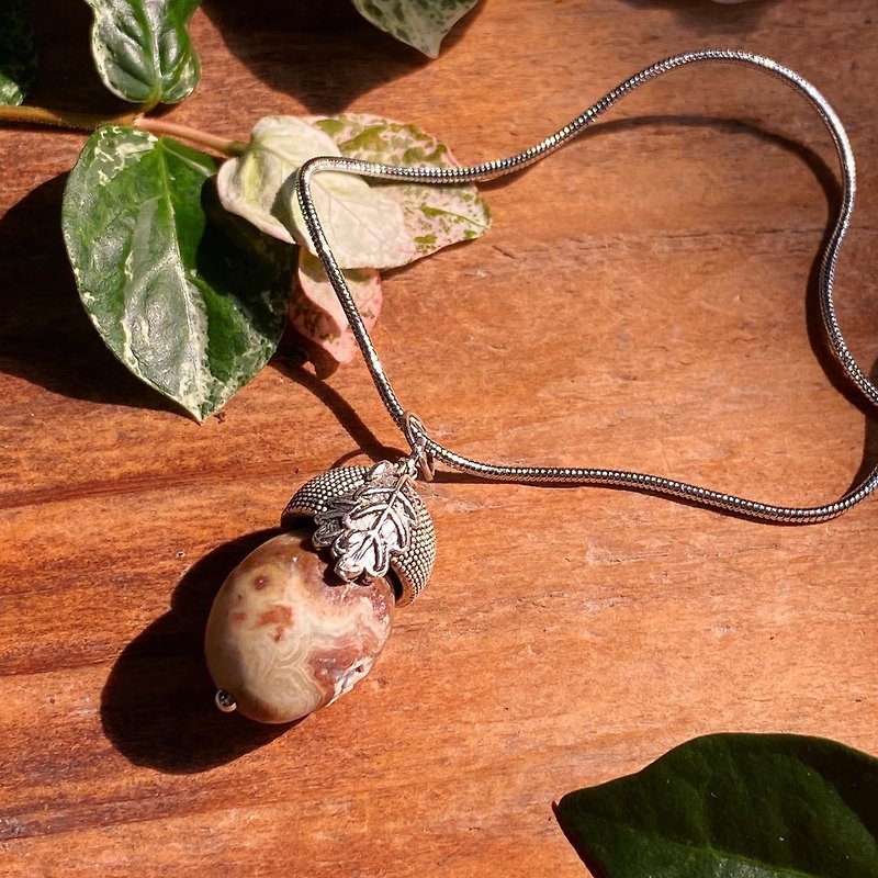 【Lost and find】Desert Hazelnut Fruit Stone Necklace GB24 - Necklaces - Gemstone Multicolor
