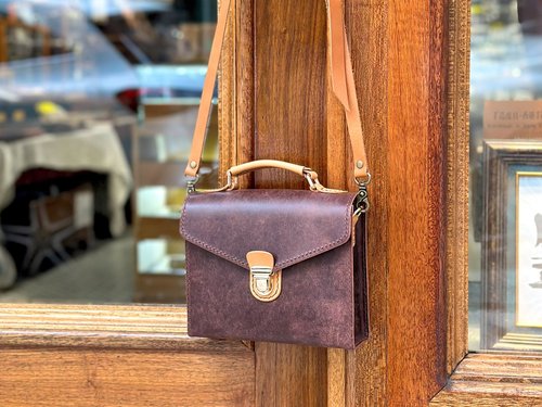 本革ハンドメイド　ショルダーバッグ　バッグチャーム　フルオーダー専用 500x0.jpg