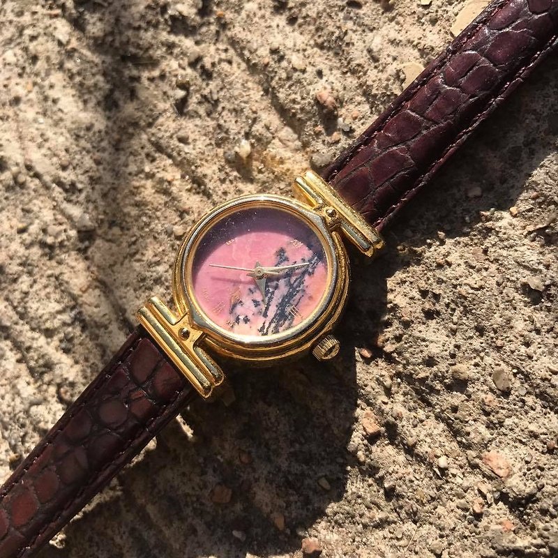 【Lost And Find】 Natural  Rhodochrosite watch - นาฬิกาผู้หญิง - เครื่องเพชรพลอย สึชมพู