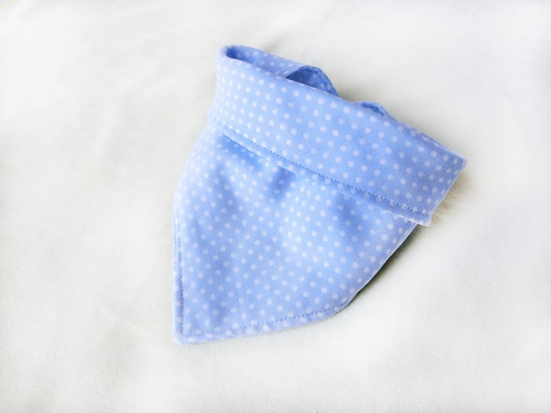 Powder Blue Polka Dot - six heavy yarn triangle bibs / scarves - ผ้ากันเปื้อน - ผ้าฝ้าย/ผ้าลินิน สีน้ำเงิน