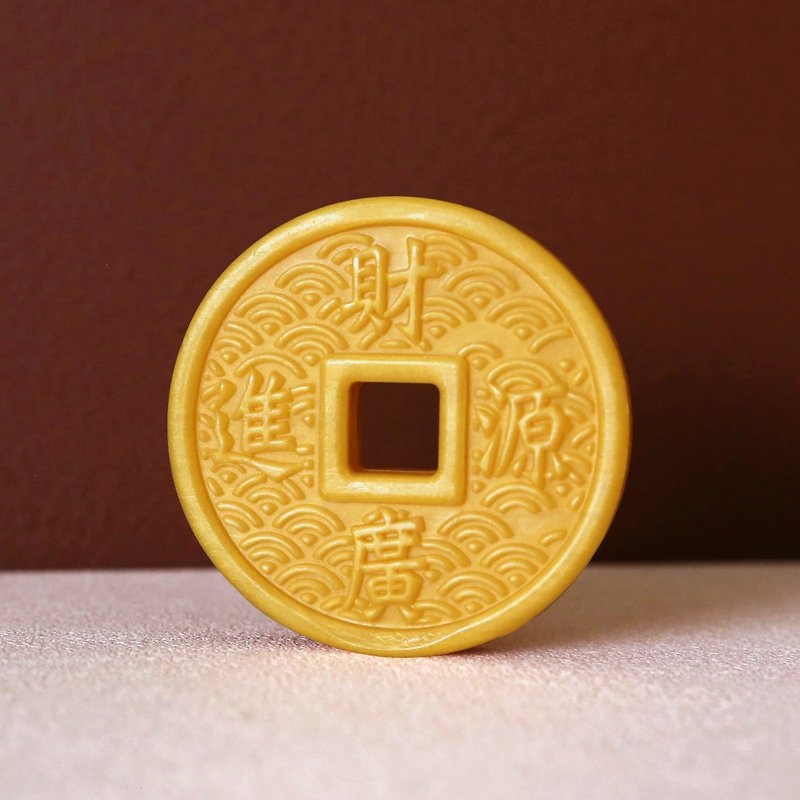 Bronze Coin Soap 【DACHUN】 60g - สบู่ - พืช/ดอกไม้ สีเหลือง