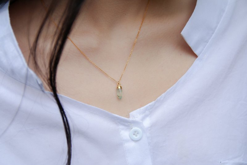 Boho crystal grape stone necklace clavicle column 14kgf - Necklaces - Gemstone Green