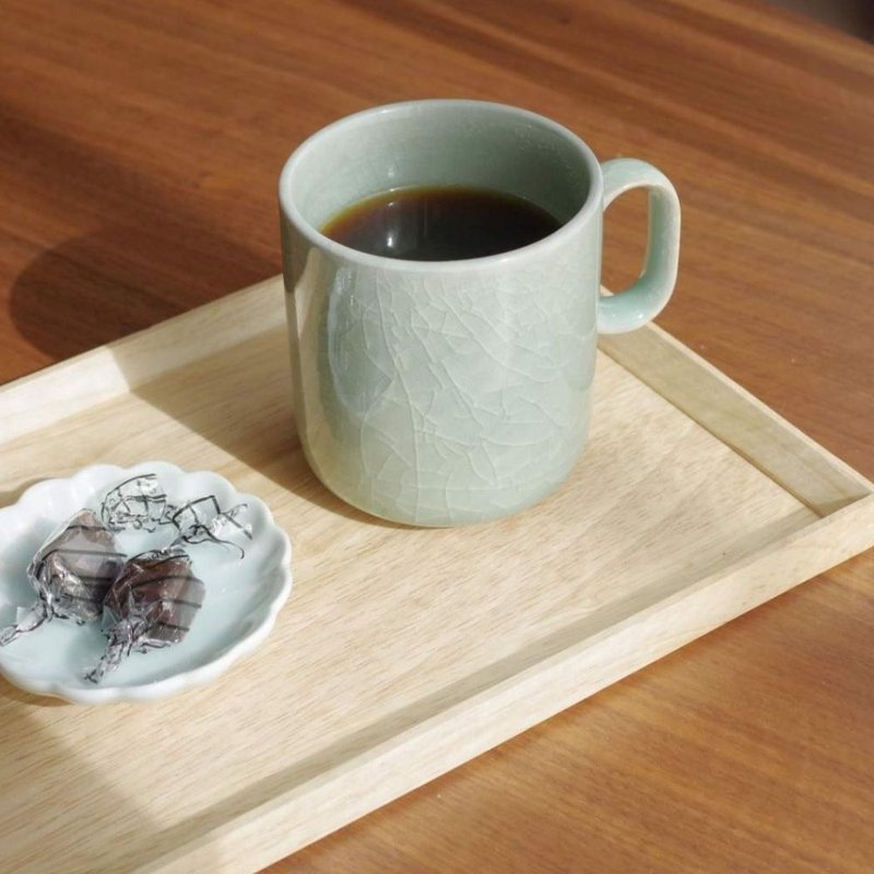 【生日禮物】鍋島青瓷 冰裂紋馬克杯 - 咖啡杯/馬克杯 - 瓷 綠色