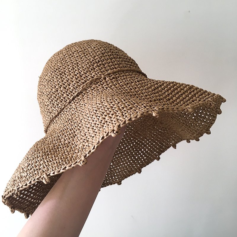 hm2. Lafite straw hat. Caramel Brown - หมวก - กระดาษ สีนำ้ตาล