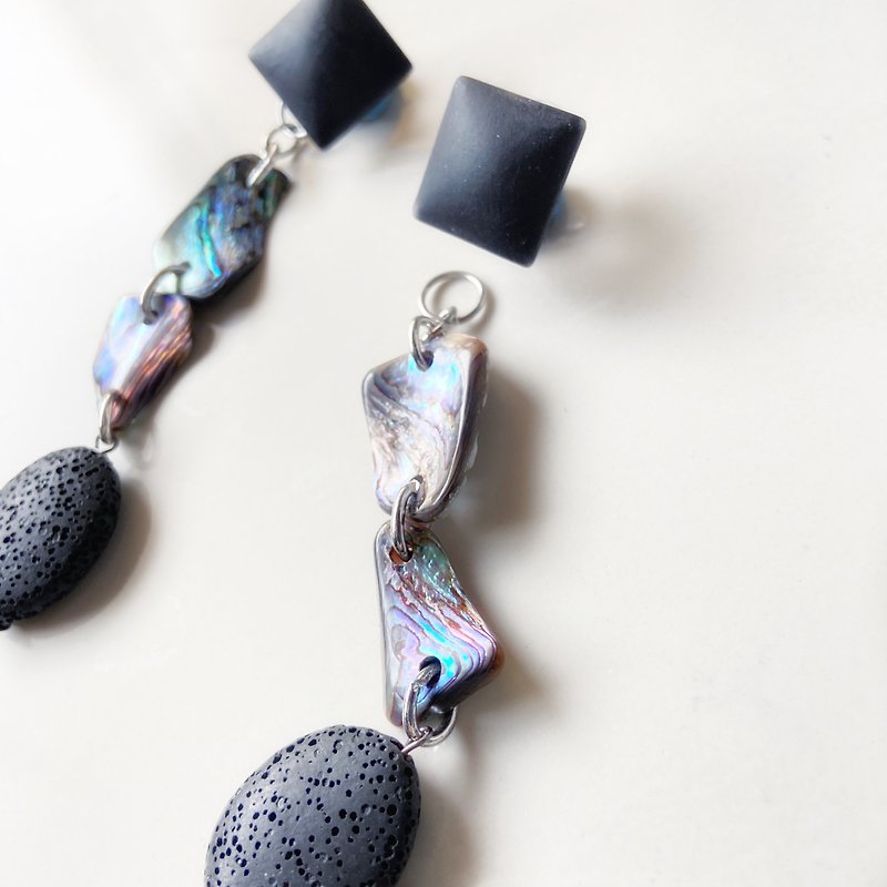 Galaxy 2way earrings /floating/ Interchangeable/black/abalone shell/lava - Earrings & Clip-ons - Shell Black