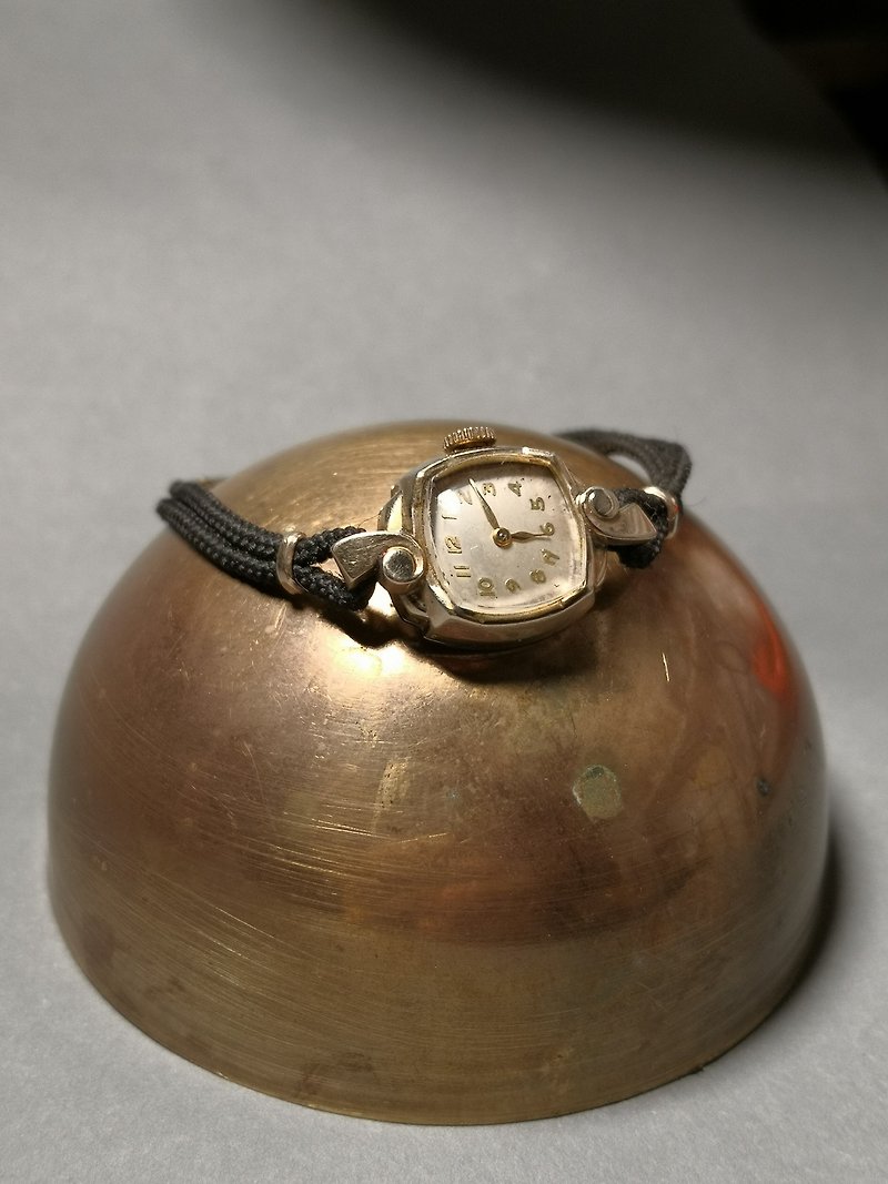 ~Limited time special offer~ Gruen Gao Luyun 1950s Swiss 10k gold-filled bracelet, special price 4800 yuan - นาฬิกาผู้หญิง - โลหะ สีทอง