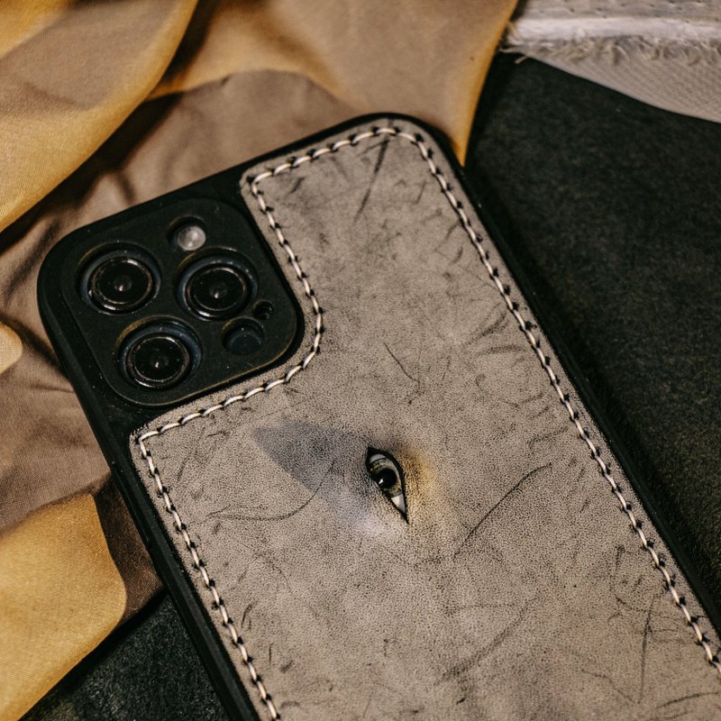 Leather Eyes【iPhone】Case - Hand-sewn - เคส/ซองมือถือ - หนังแท้ 