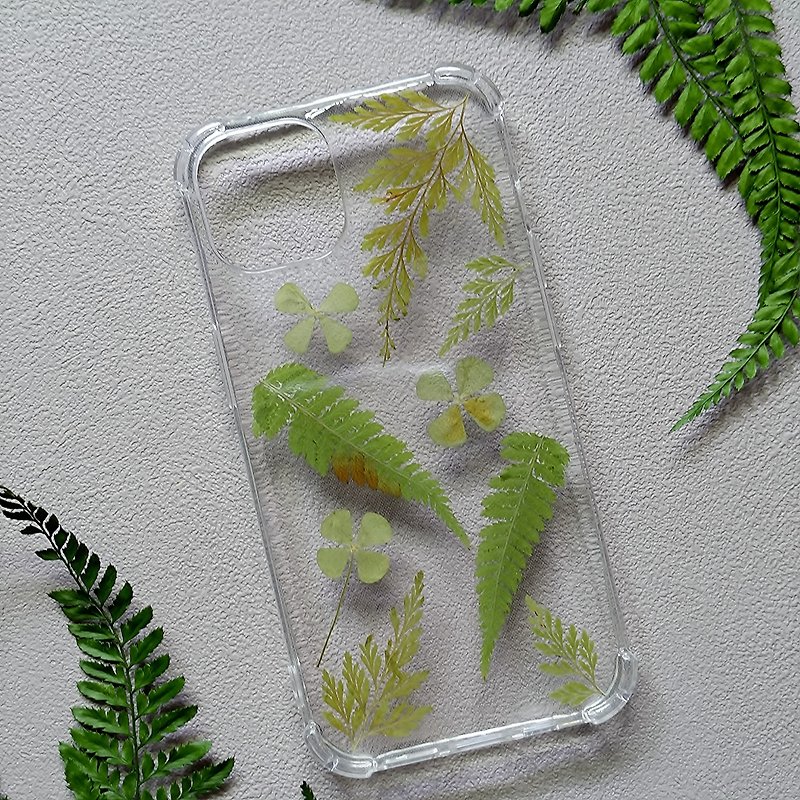 【f.phone】Embossed mobile phone case│Preserved flowers (unfading flowers)│Dried flowers - เคส/ซองมือถือ - วัสดุอื่นๆ สีเขียว