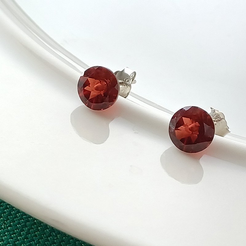 Mozambique VVS Stone Diamond Faceted Round Earrings in 925 Silver - Earrings & Clip-ons - Semi-Precious Stones 