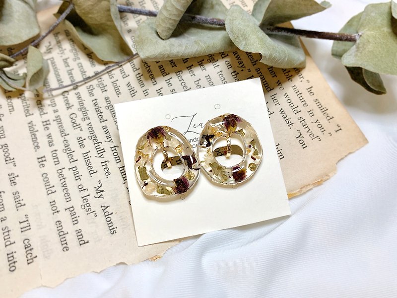 *Limited*Ear clip/Leaf design/Flower donut/Dry flower Japanese handmade earrings - Earrings & Clip-ons - Resin Purple