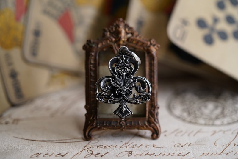 925銀撲克牌花色吊墜-梅花 (P472) (不含項鍊) - 項鍊 - 純銀 銀色