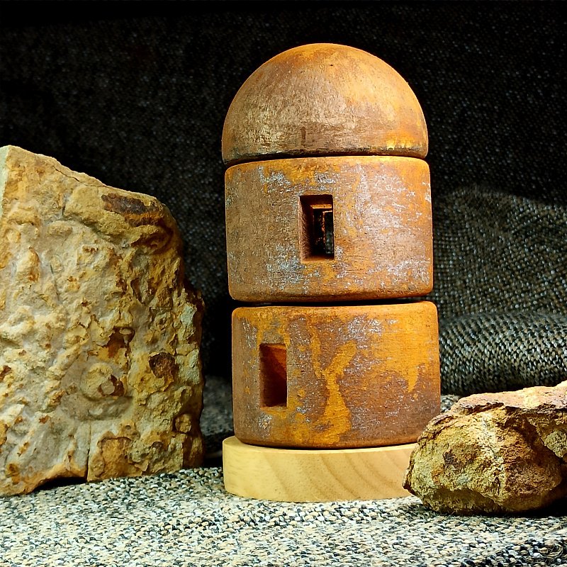 【Christmas Gift Box】LED Lighthouse/ Cement. Rust Effect. Father&#39;s Day Gift