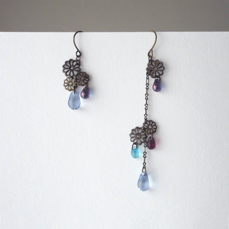 Earrings Omohi, Yura - ต่างหู - แก้ว สีน้ำเงิน