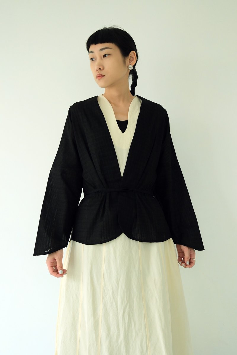 Sichuan Yi WEAR BEING Swallowtail Sleeve Cardigan Jacket Black Pattern - Women's Tops - Cotton & Hemp Black