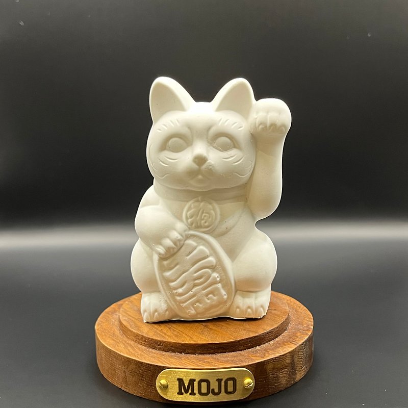 White Embryonic Lucky Cat Diffusing Stone - Fragrances - Other Materials 