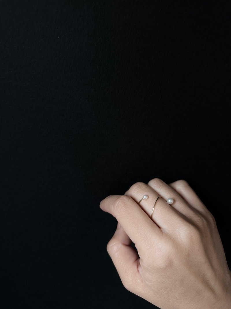 正圓天然淡水珍珠戒指 注金戒指 14Kgf Satallite Ring - 戒指 - 珍珠 白色