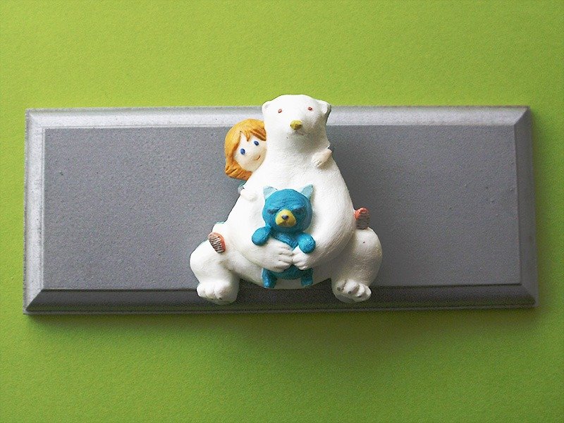 Giantism brooch polar bear and me - เข็มกลัด - พลาสติก ขาว