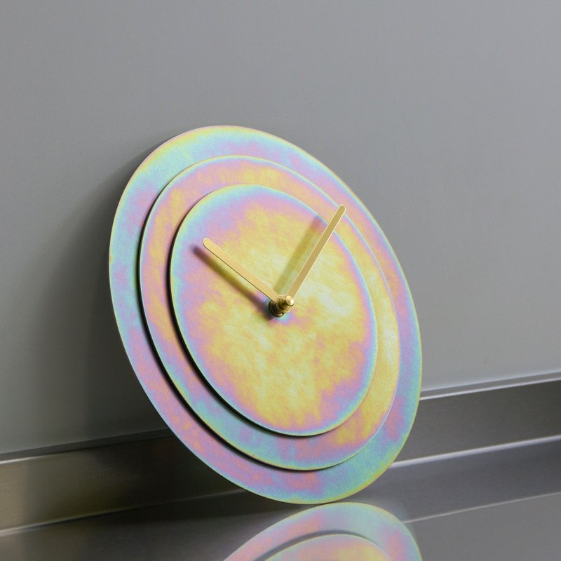 OO clock / neon color - Clocks - Other Metals Multicolor