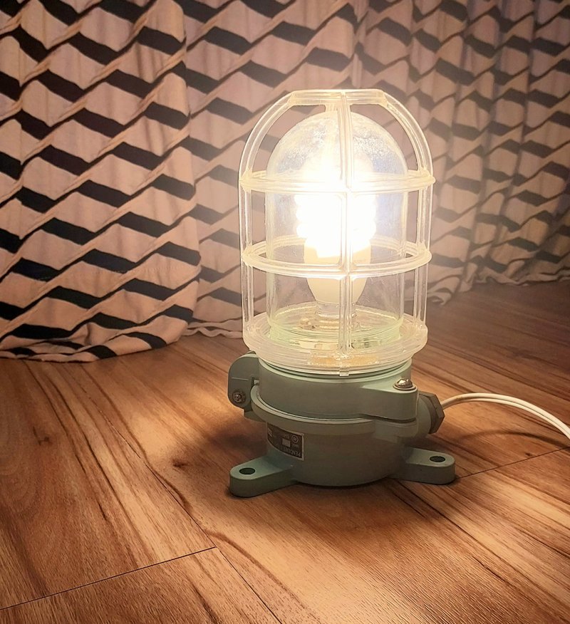 復古風格灰藍色塑料玻璃燈罩船用壁燈 老壁燈 老船燈 庫存12個 - 燈具/燈飾 - 其他材質 