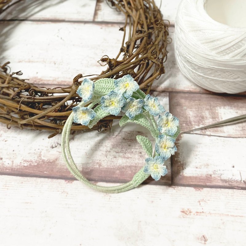 Cotton & Hemp Brooches Blue - Crochet Scorpion Grasses wreath brooch