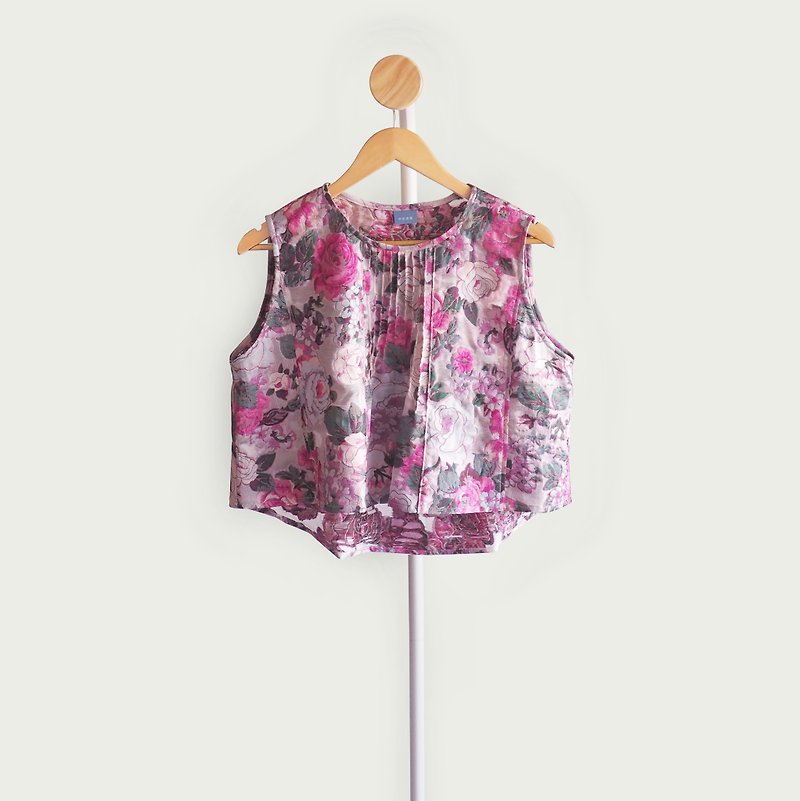 Spring/Summer / The flowers are in full bloom sleeveless short top - Women's Tops - Polyester Pink