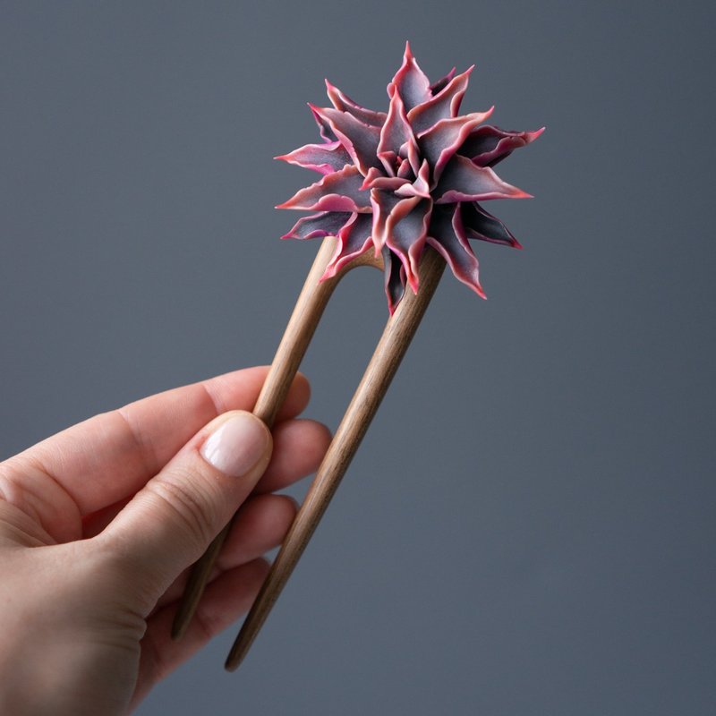 人工エケベリア・マディバ付き木製かんざし - ヘアアクセサリー - その他の素材 